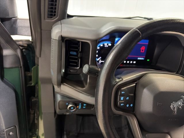 Used 2023 Ford Bronco Black Diamond AWD/4WD image 14