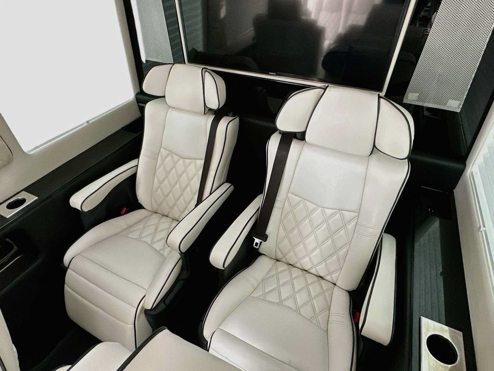 Used 2015 Mercedes-Benz Sprinter 2500 image 27
