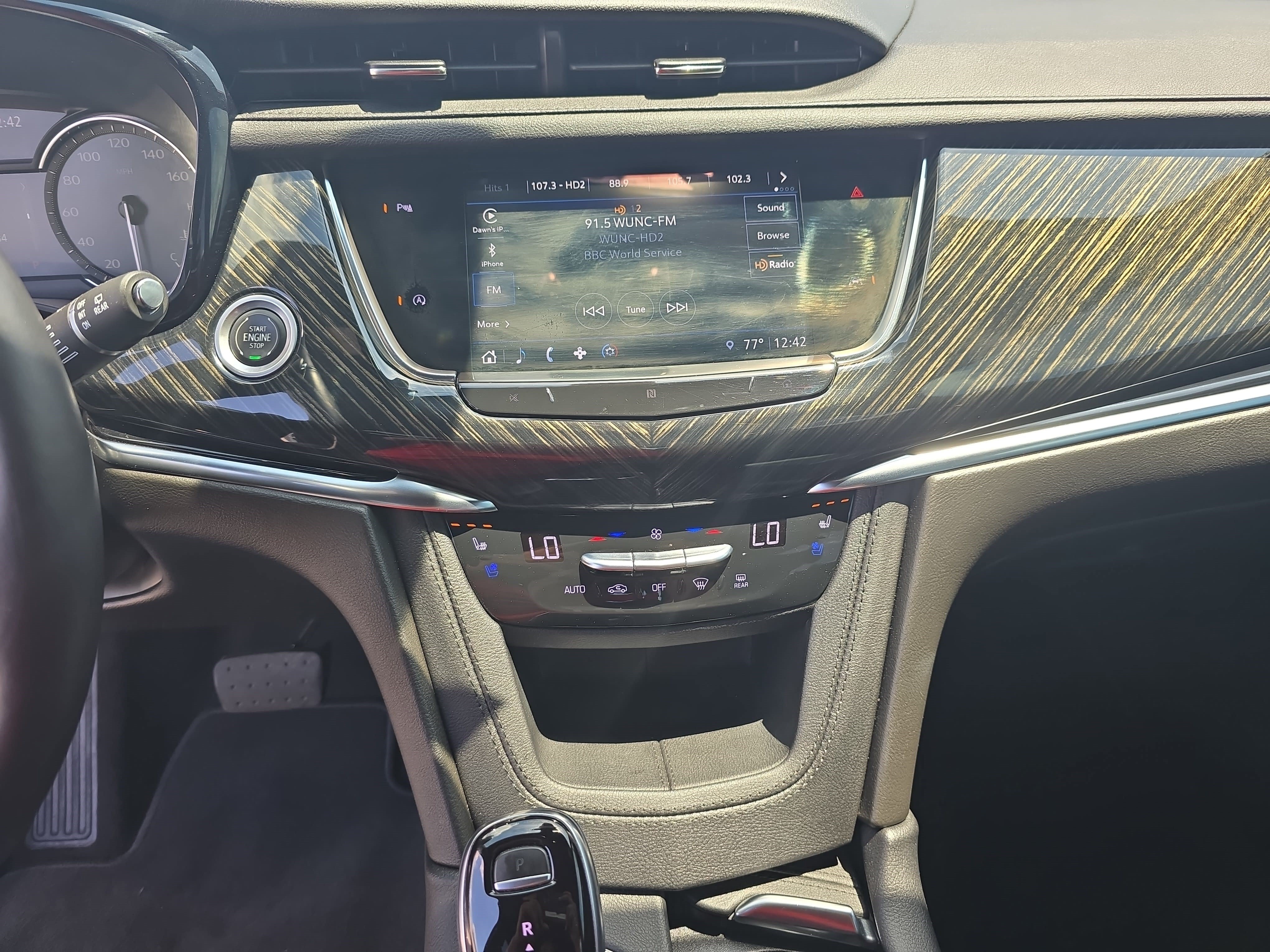 Used 2021 Cadillac XT6 Premium Luxury FWD image 21