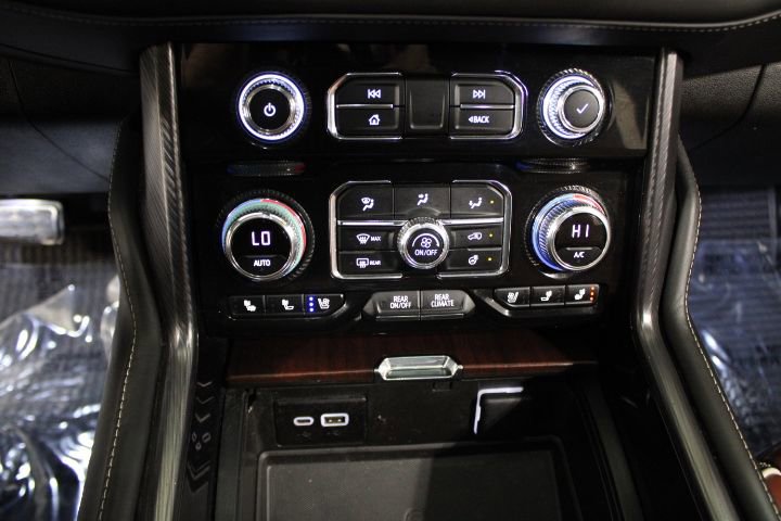 Used 2023 GMC Yukon Denali Ultimate image 36