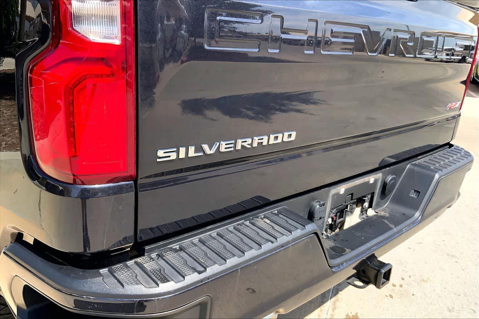 Used 2022 Chevrolet Silverado 1500 RST AWD/4WD image 33