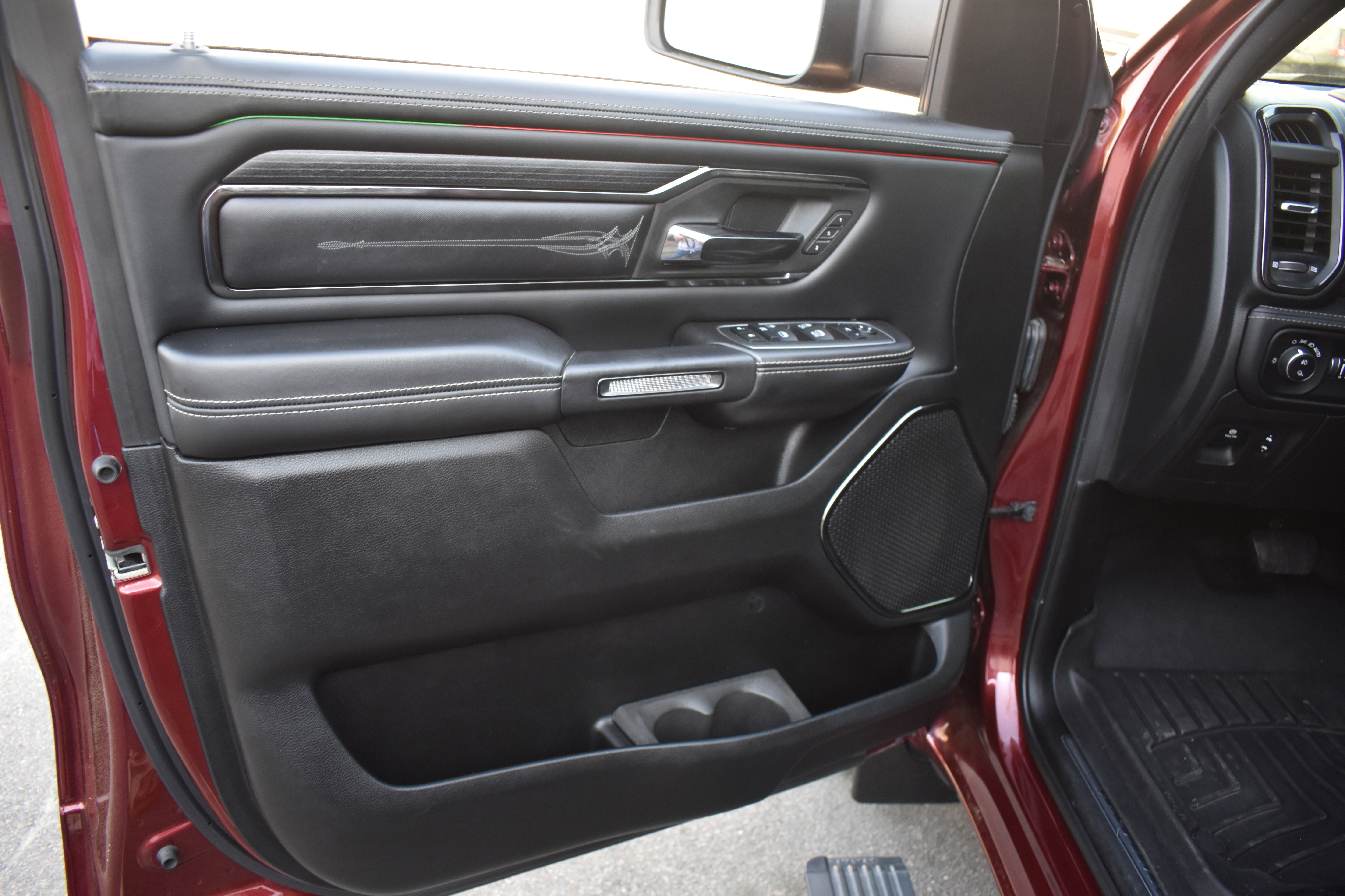 Used 2023 RAM 1500 Limited w/ Trailer Tow Group image 24