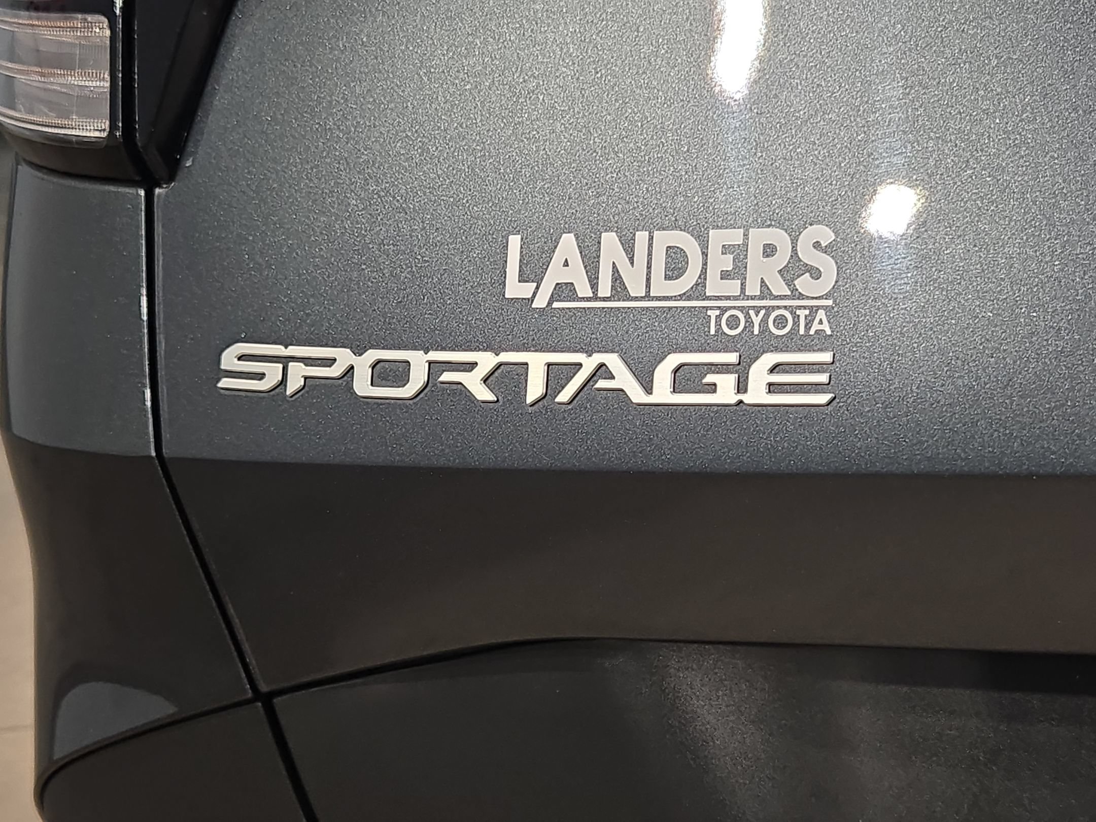 Used 2025 Kia Sportage EX FWD image 37