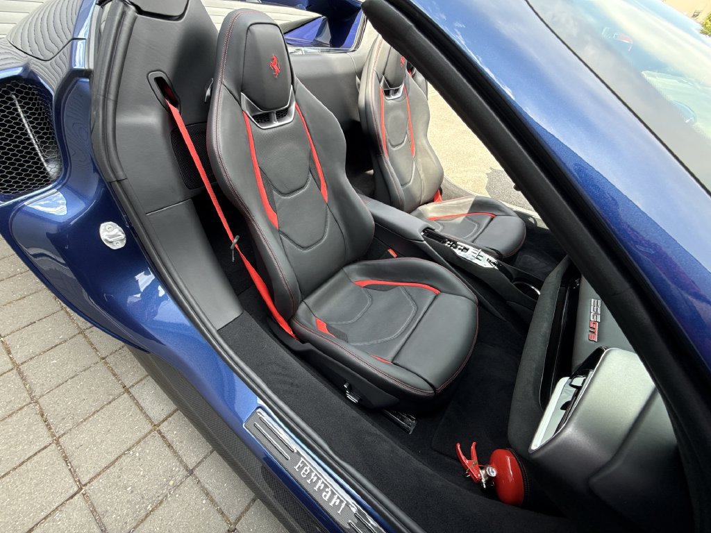 Used 2024 Ferrari 296 GTS RWD image 23