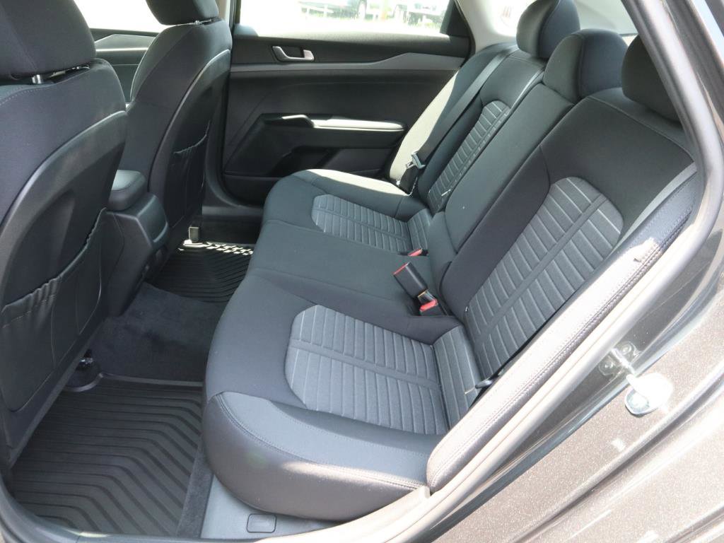 New 2025 Kia K5 LXS image 10