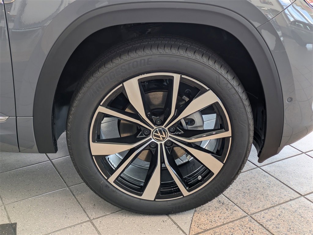 New 2026 Volkswagen Atlas SEL Premium R-Line image 11