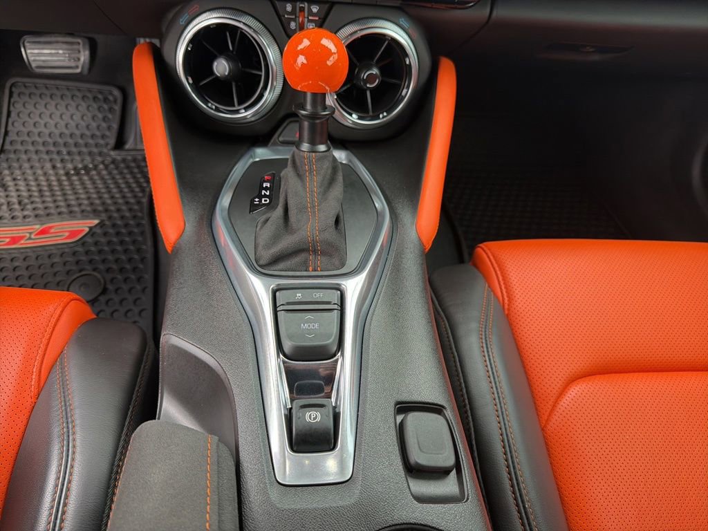 Used 2018 Chevrolet Camaro SS w/ Hot Wheels Edition RWD image 27