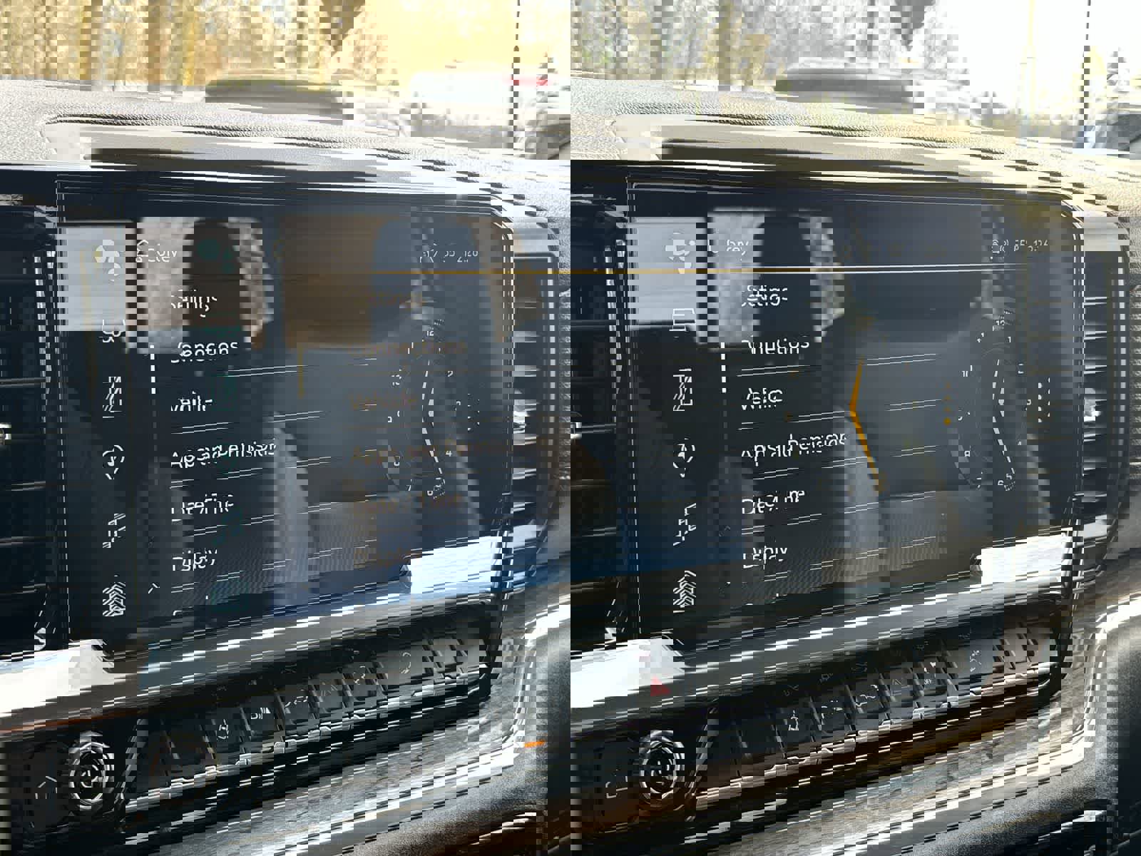 Used 2024 Chevrolet Silverado 3500 LTZ w/ LTZ Convenience Package image 26