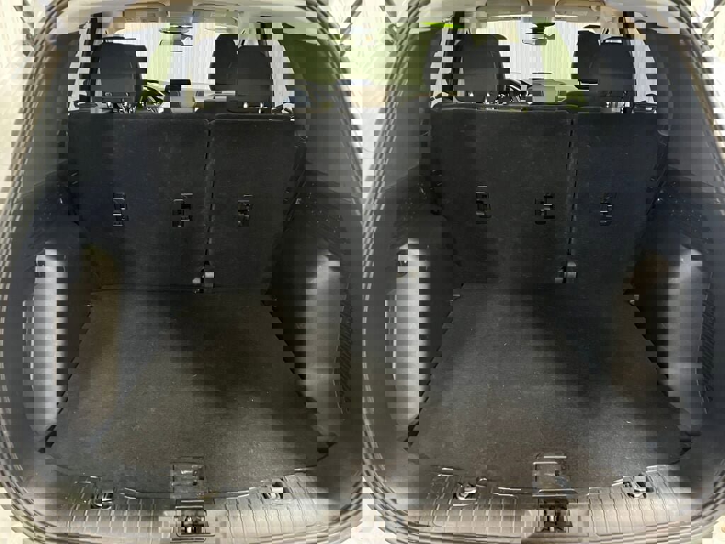 Used 2021 Ford Escape SE image 7