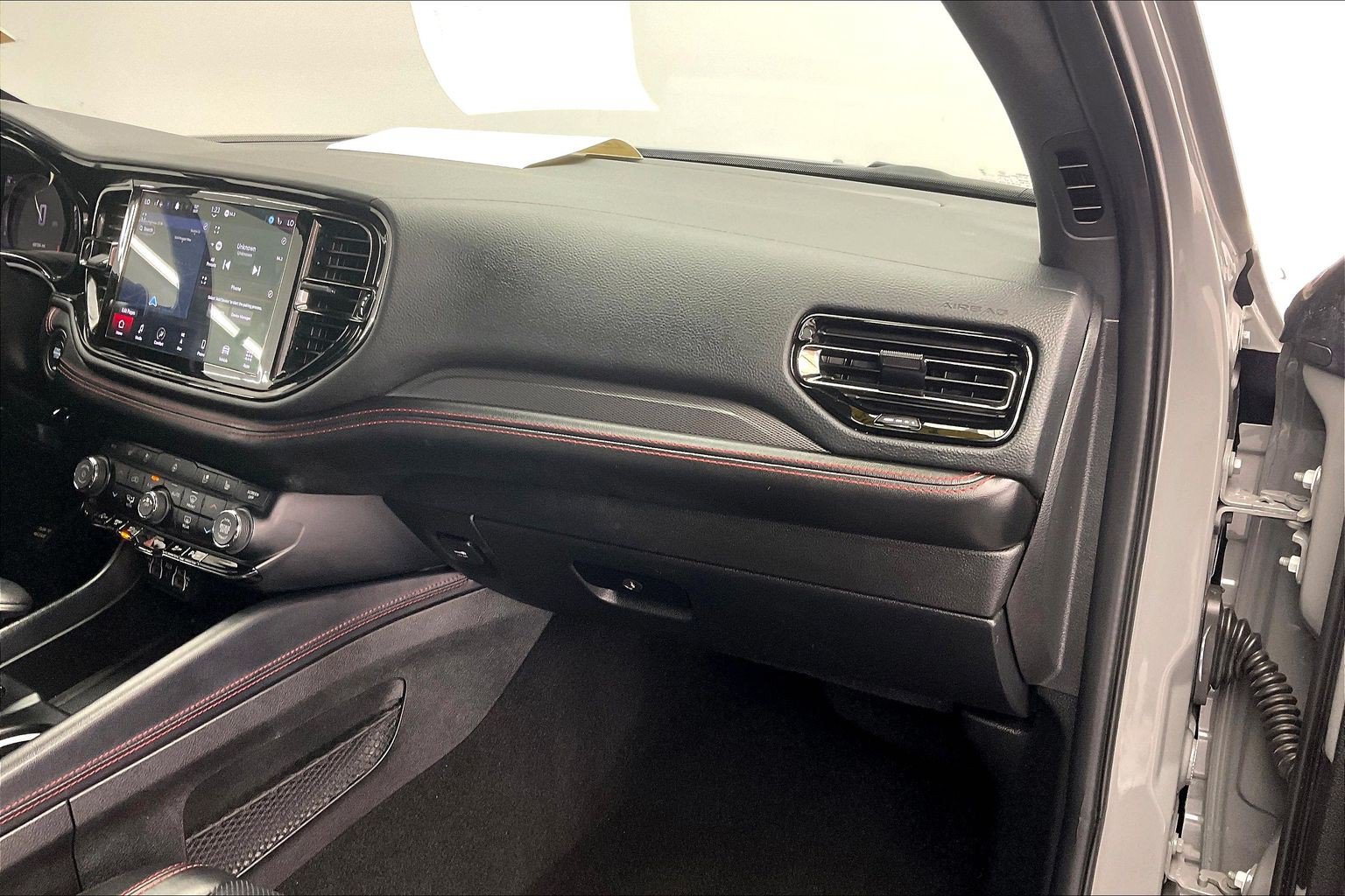 Used 2024 Dodge Durango GT AWD/4WD image 15