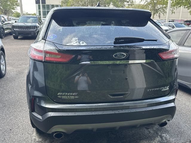 Used 2020 Ford Edge Titanium w/ Equipment Group 301A FWD image 5