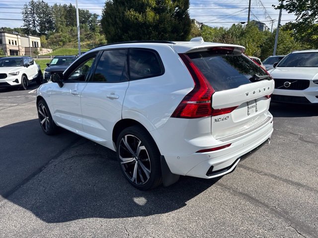 Used 2023 Volvo XC60 T8 Ultimate w/ Climate Package AWD/4WD image 3