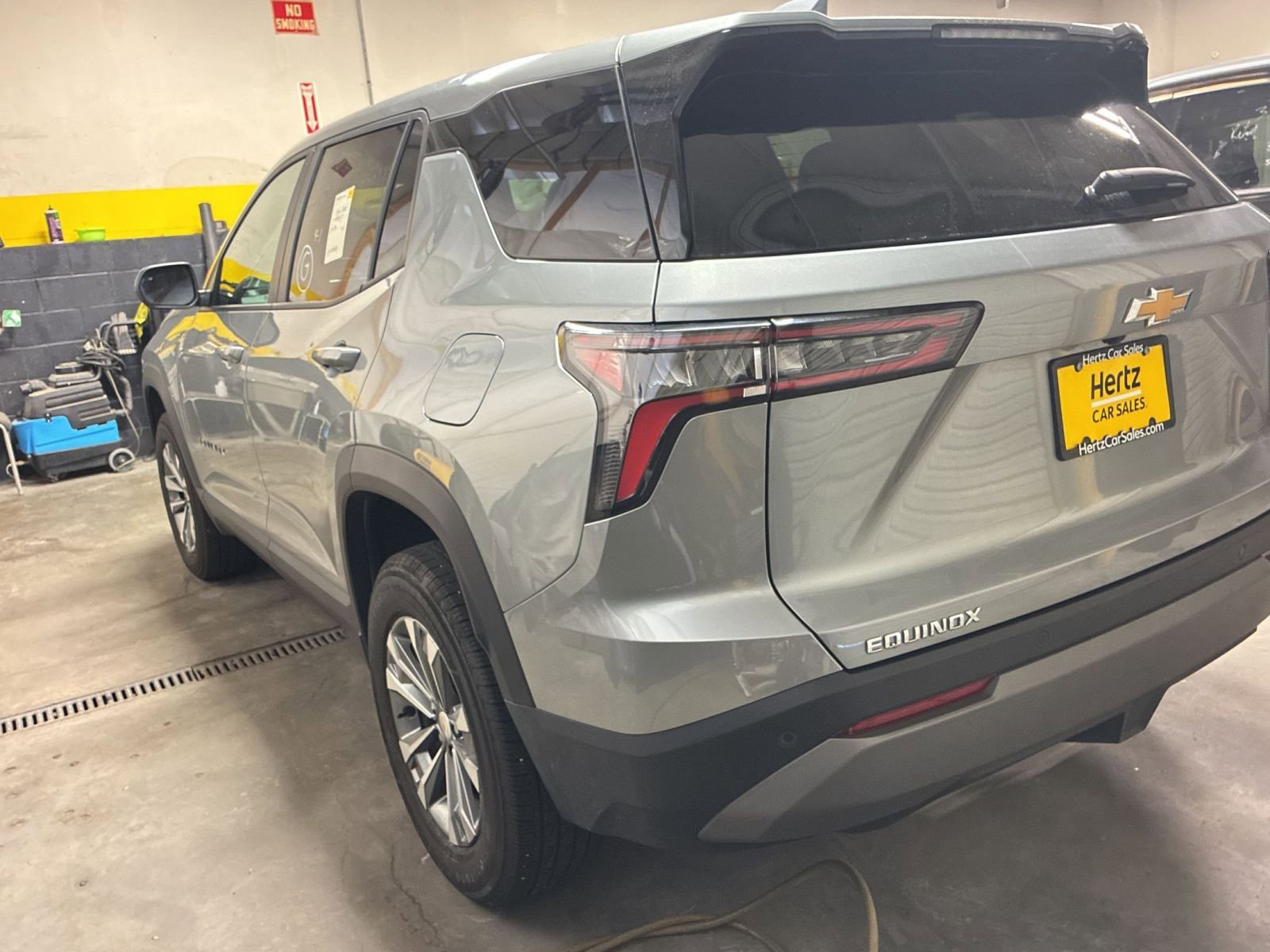 Used 2025 Chevrolet Equinox LT image 5