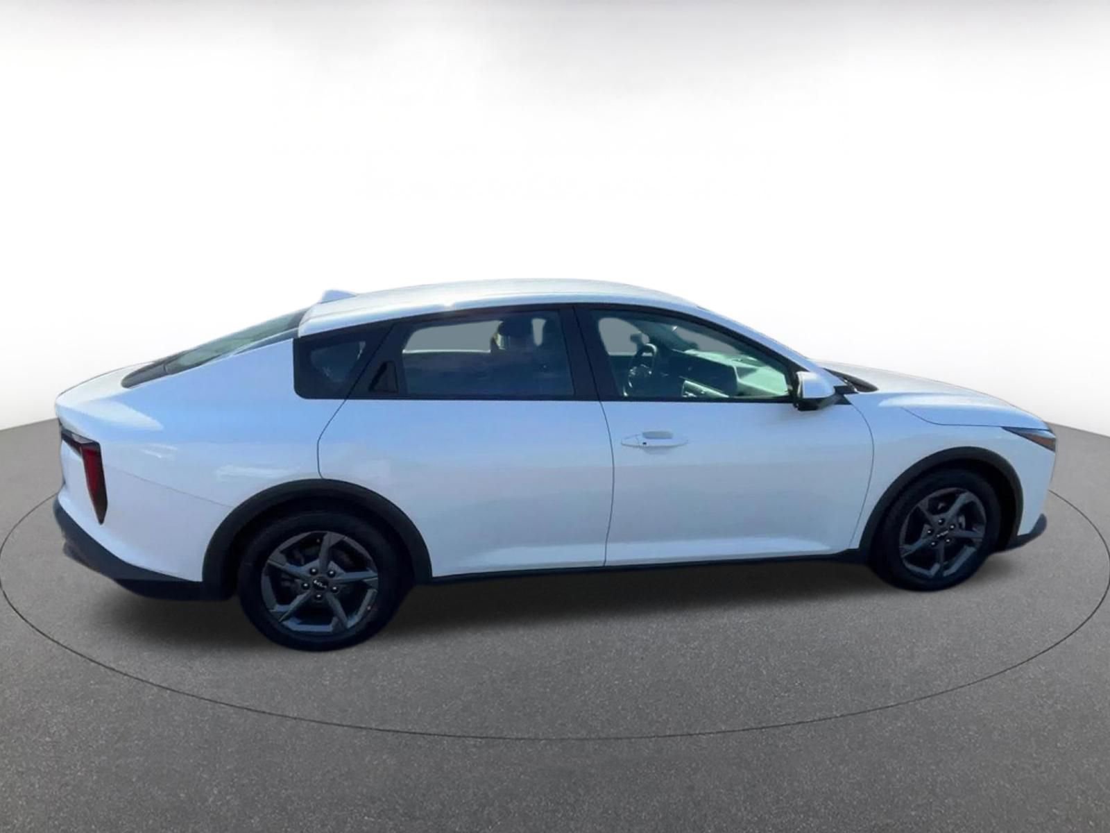 Used 2025 Kia K4 FWD image 16