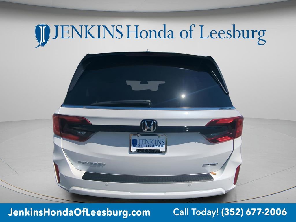 New 2026 Honda Odyssey Touring image 6