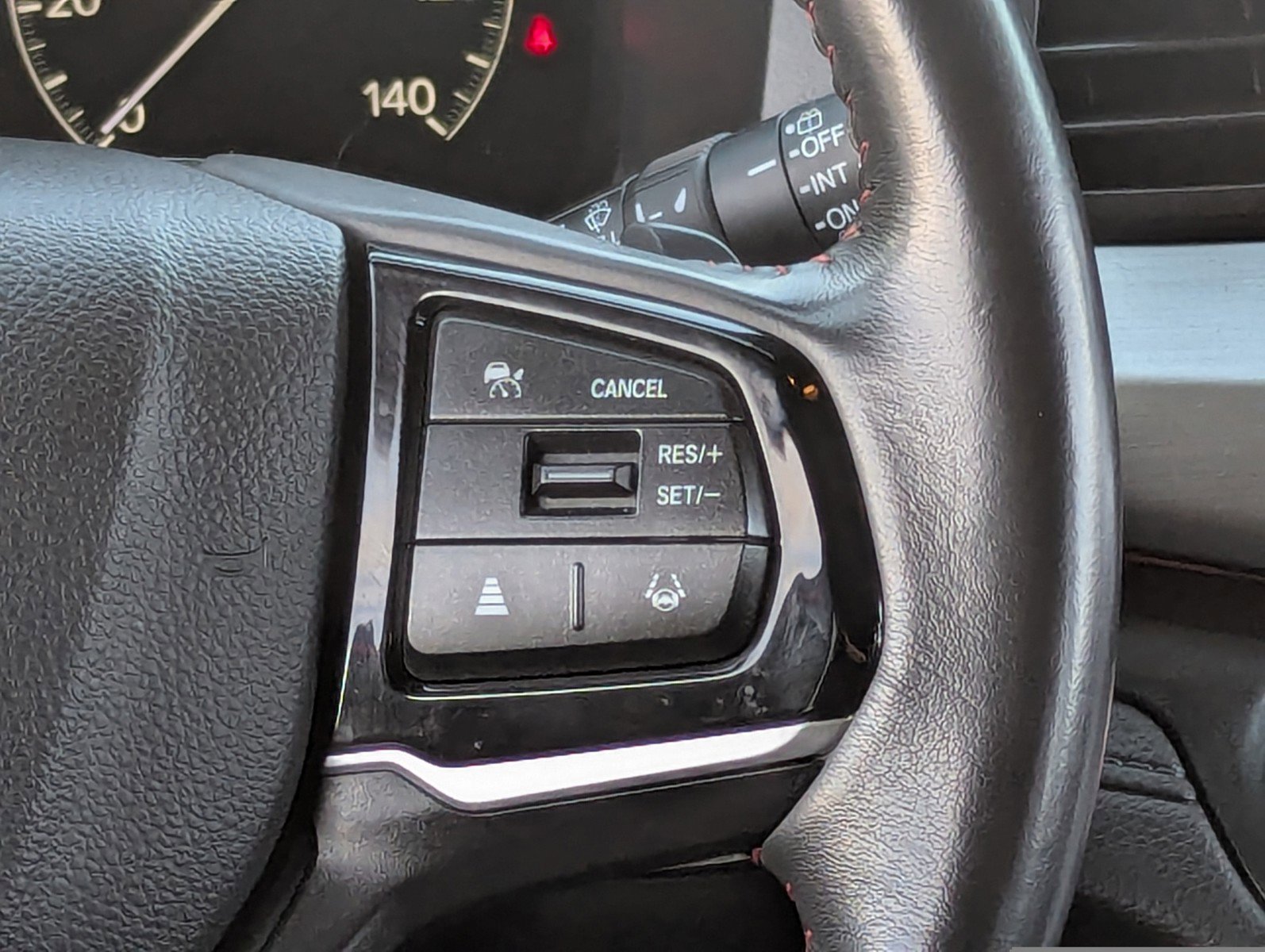 Used 2025 Honda Odyssey Sport-L image 24