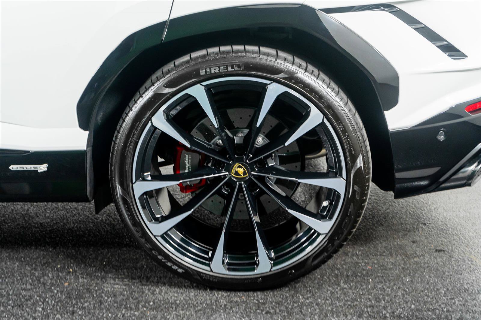 Used 2023 Lamborghini Urus S AWD/4WD image 17