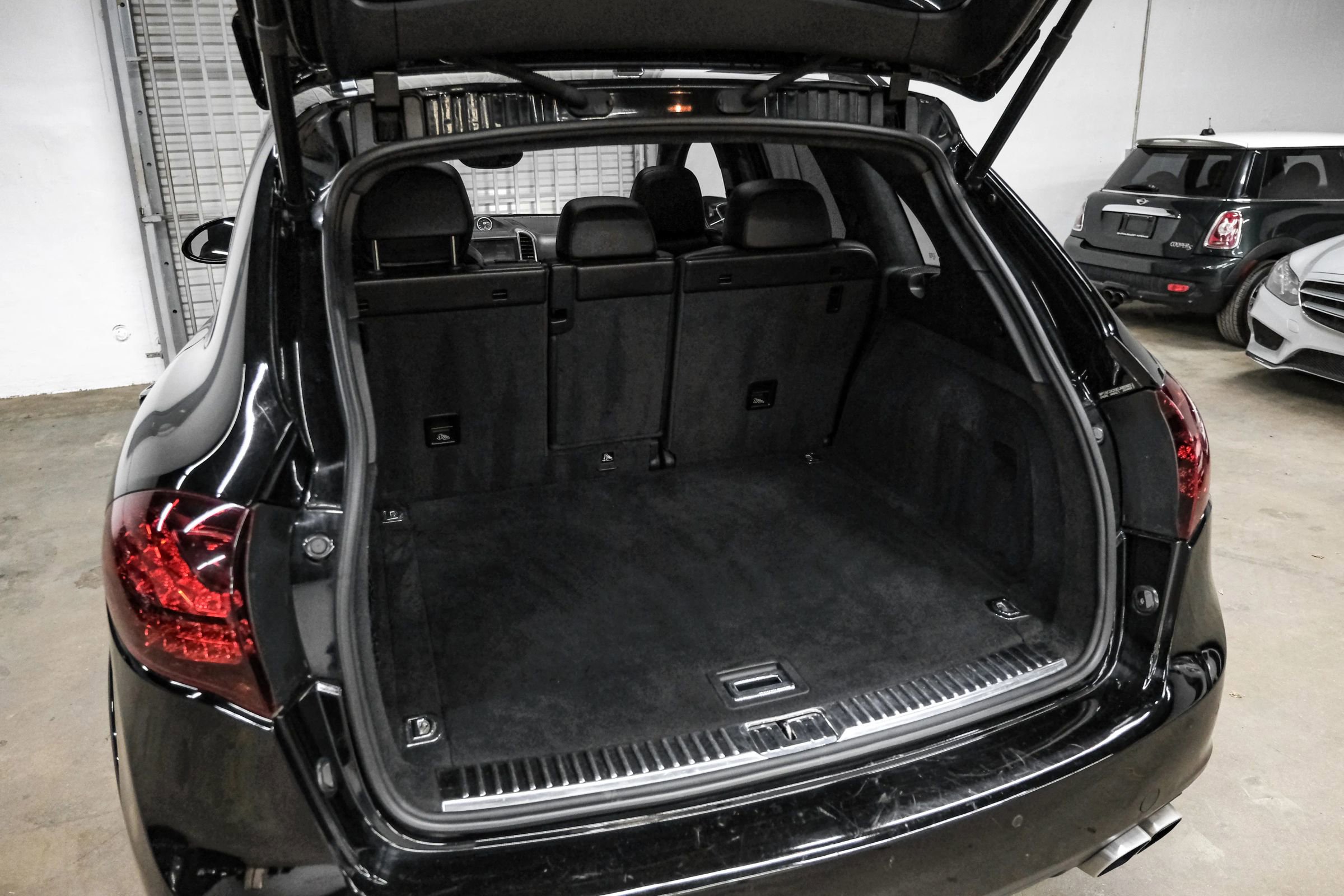 Used 2014 Porsche Cayenne Turbo S AWD/4WD image 57