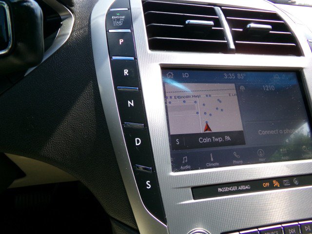 Used 2020 Lincoln MKZ AWD w/ Convenience Package image 17