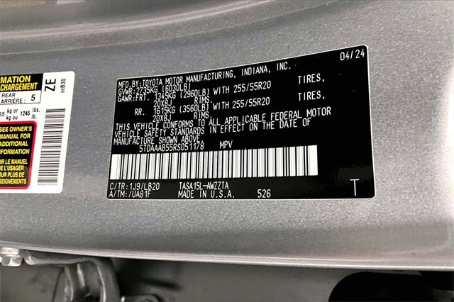 Used 2024 Toyota Grand Highlander Platinum image 38