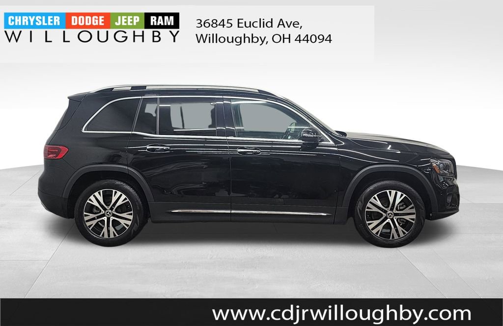 Used 2024 Mercedes-Benz GLB 250 4MATIC image 4