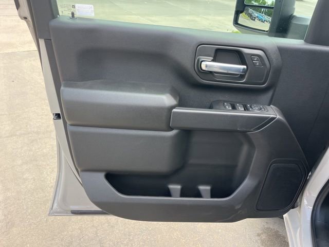 New 2026 Chevrolet Silverado 2500 Custom w/ Custom Value Package AWD/4WD image 17