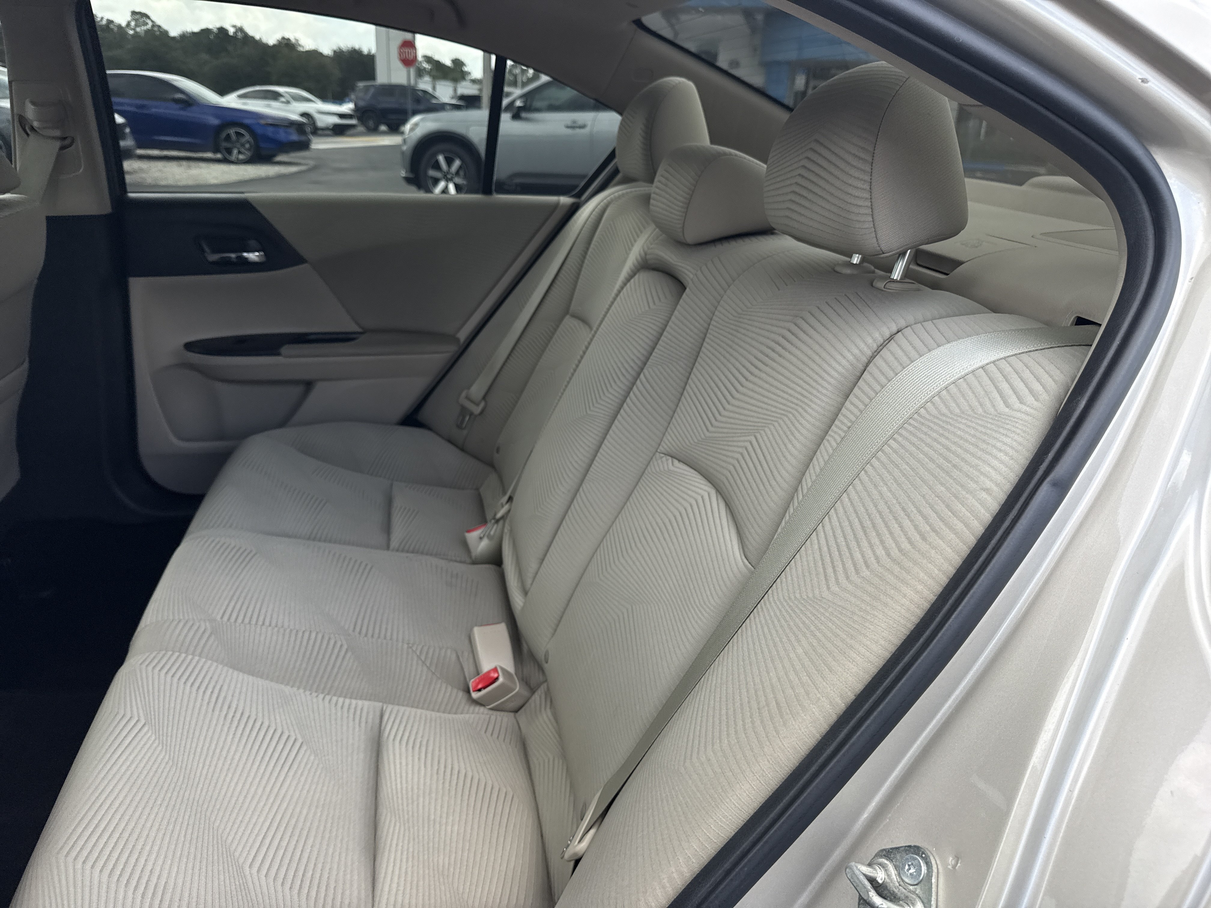 Certified 2017 Honda Accord LX image 23