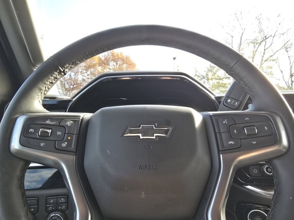 Used 2025 Chevrolet Silverado 3500 LT w/ Trail Boss Package image 26