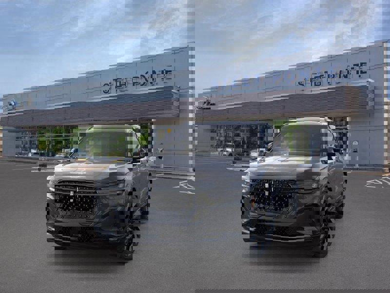 New 2026 Lincoln Nautilus Reserve image 2