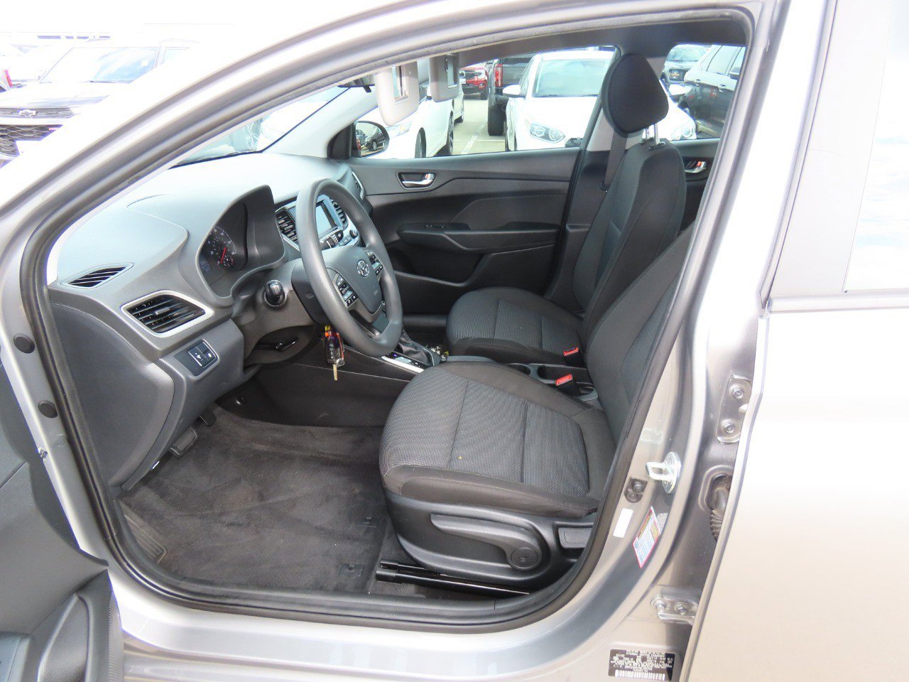 Used 2022 Hyundai Accent SE image 22