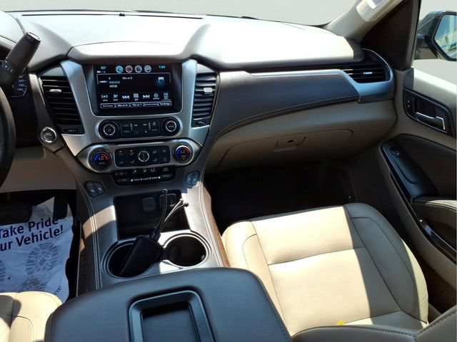 Used 2019 Chevrolet Suburban LT w/ Luxury Package AWD/4WD image 14