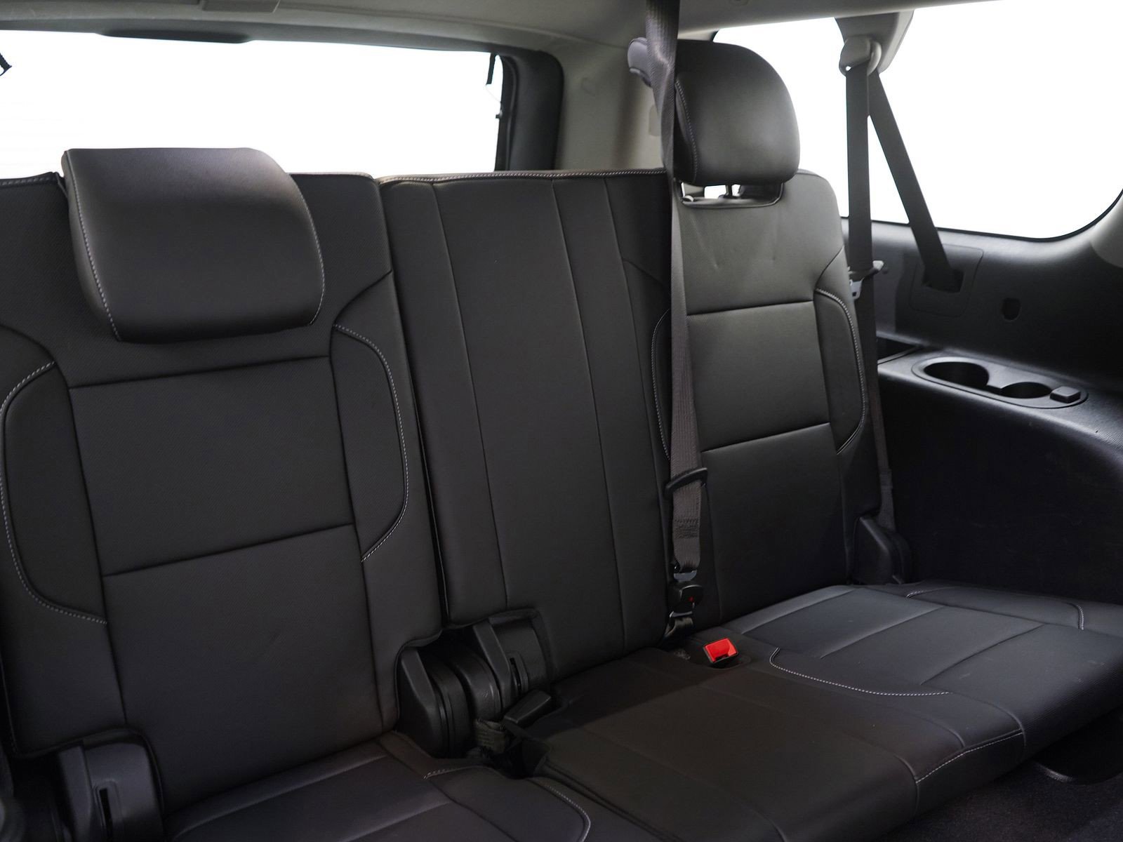 Used 2019 Chevrolet Suburban Premier AWD/4WD image 13