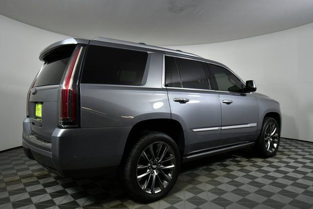 Used 2020 Cadillac Escalade Platinum AWD/4WD image 11