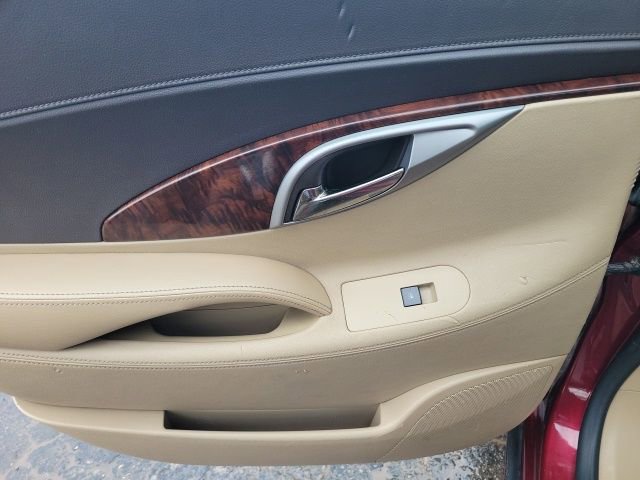 Used 2011 Buick LaCrosse CXL w/ Luxury Package image 28