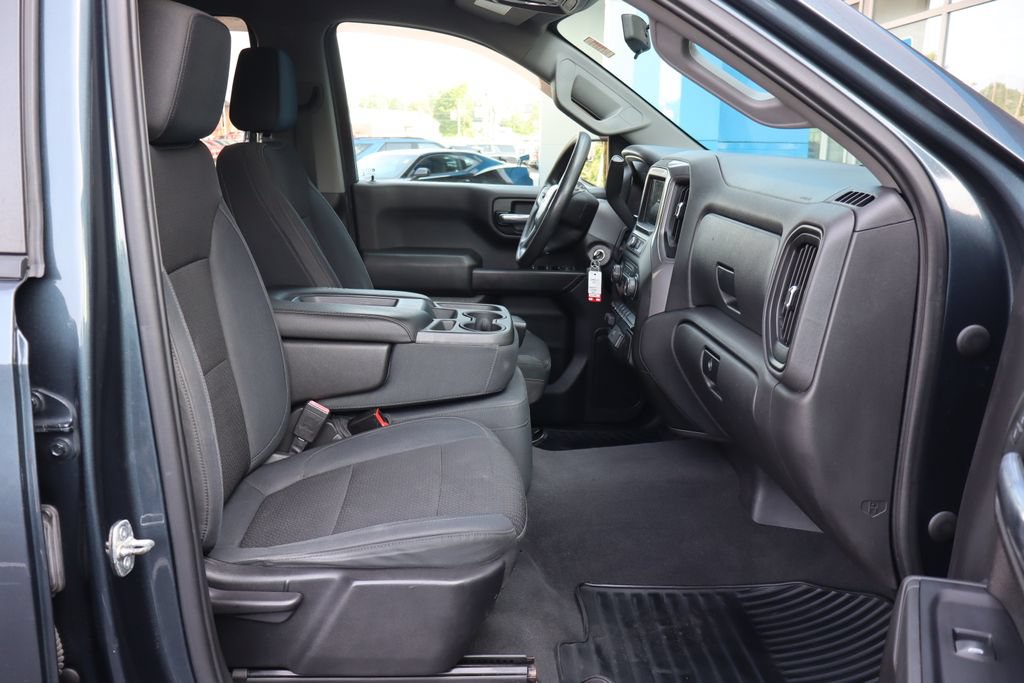 Used 2019 Chevrolet Silverado 1500 Custom Trail Boss w/ Custom Convenience Package AWD/4WD image 15