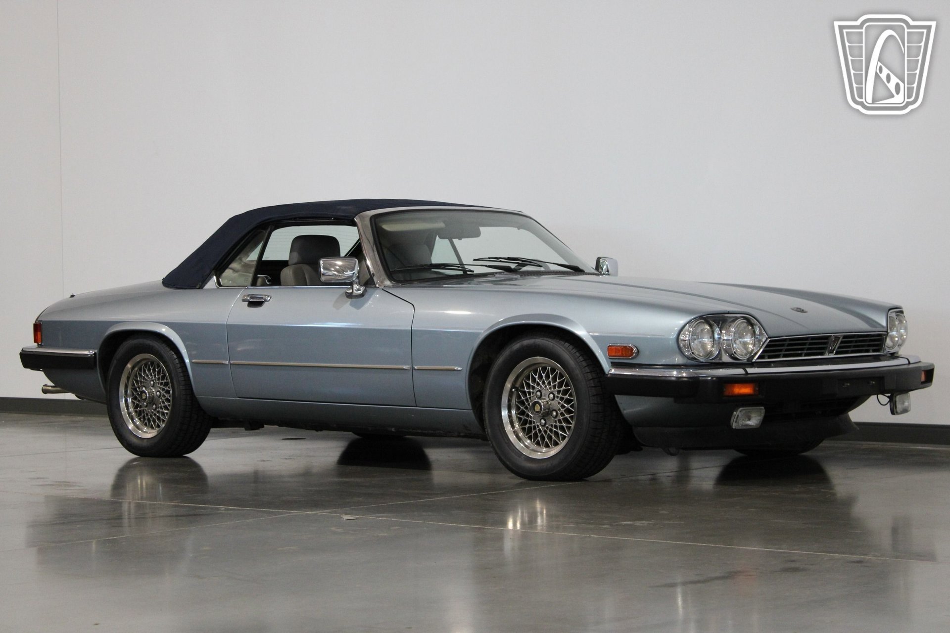Used 1990 Jaguar XJS V12 Convertible RWD image 15