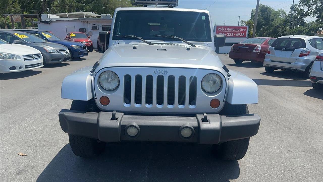 Used 2007 Jeep Wrangler Unlimited Sahara w/ Trailer Tow Group AWD/4WD image 10