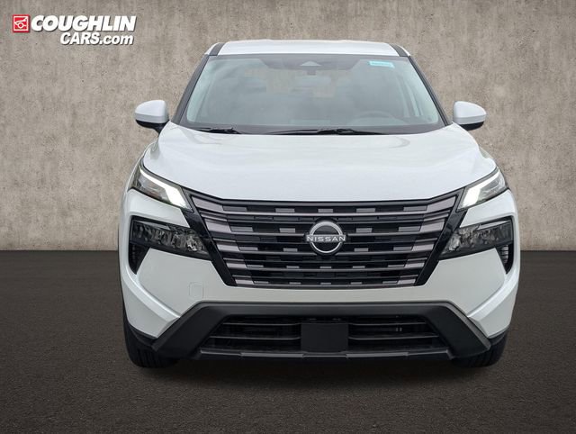 New 2026 Nissan Rogue SV w/ Cold Weather Package AWD/4WD image 2