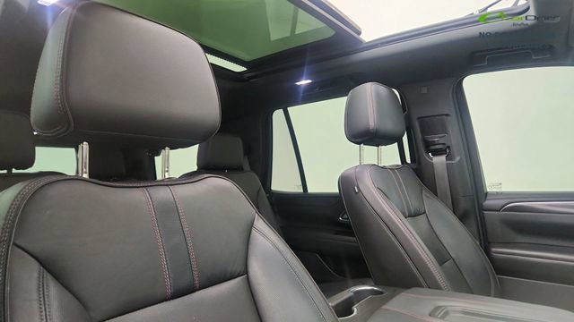 Used 2021 Chevrolet Tahoe RST w/ Luxury Package RWD image 22