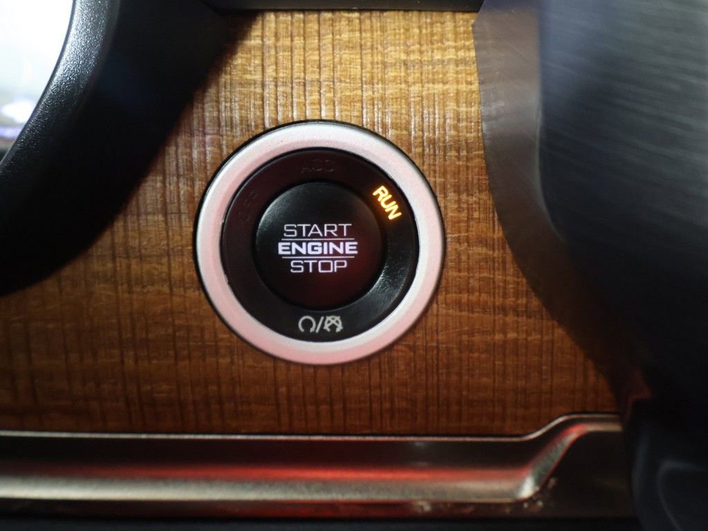 Used 2022 RAM 1500 Limited image 41