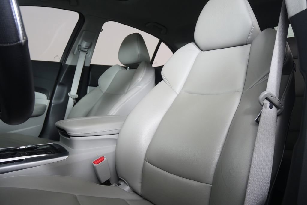 Used 2019 Acura TLX FWD image 10