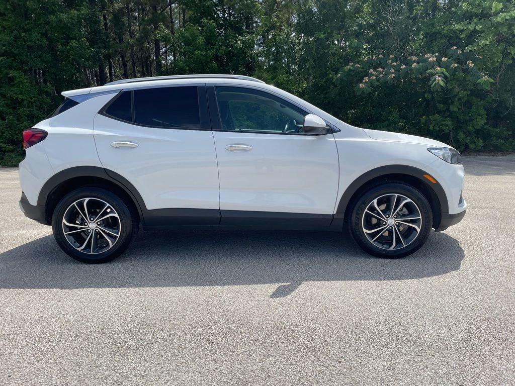 Used 2022 Buick Encore GX Select FWD image 4