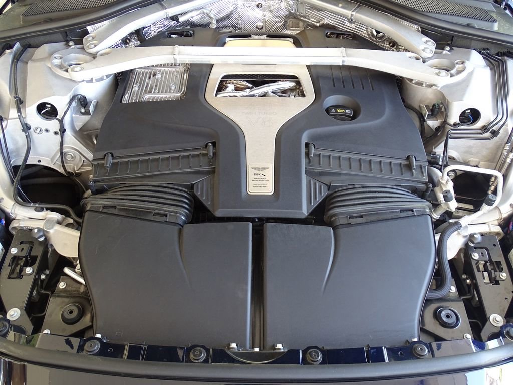 Used 2026 Aston Martin DBX S image 35