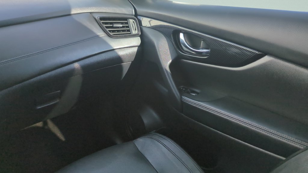 Certified 2018 Nissan Rogue SL FWD image 13