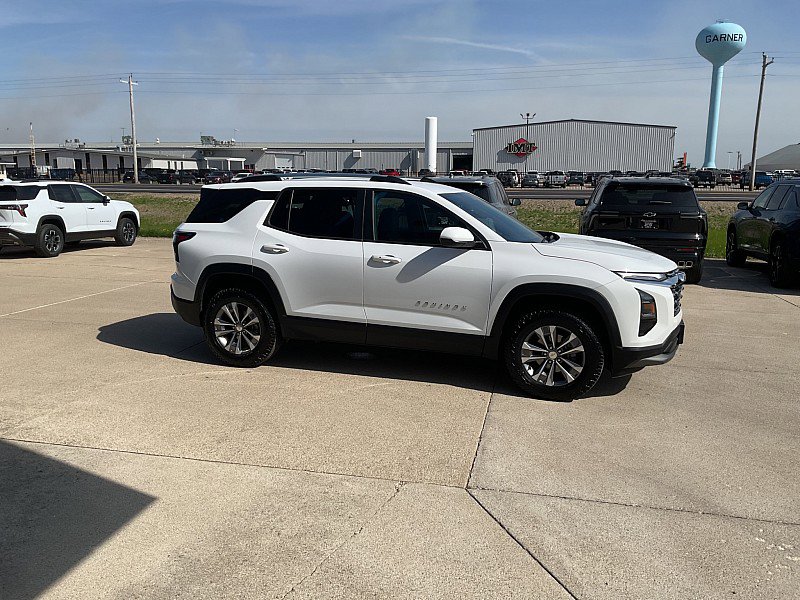 Used 2025 Chevrolet Equinox LT w/ Convenience Package II AWD/4WD image 5