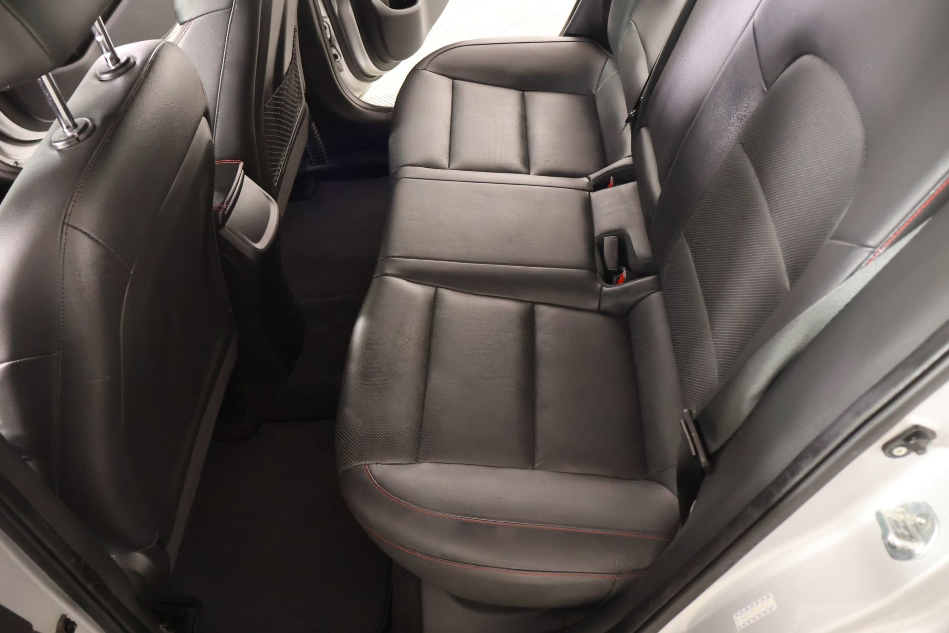 Used 2018 Hyundai Elantra Sport w/ Sport Premium Package 03 image 13