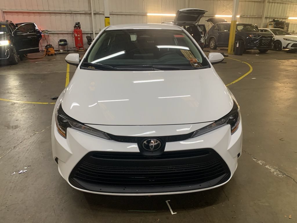 New 2026 Toyota Corolla LE FWD image 9