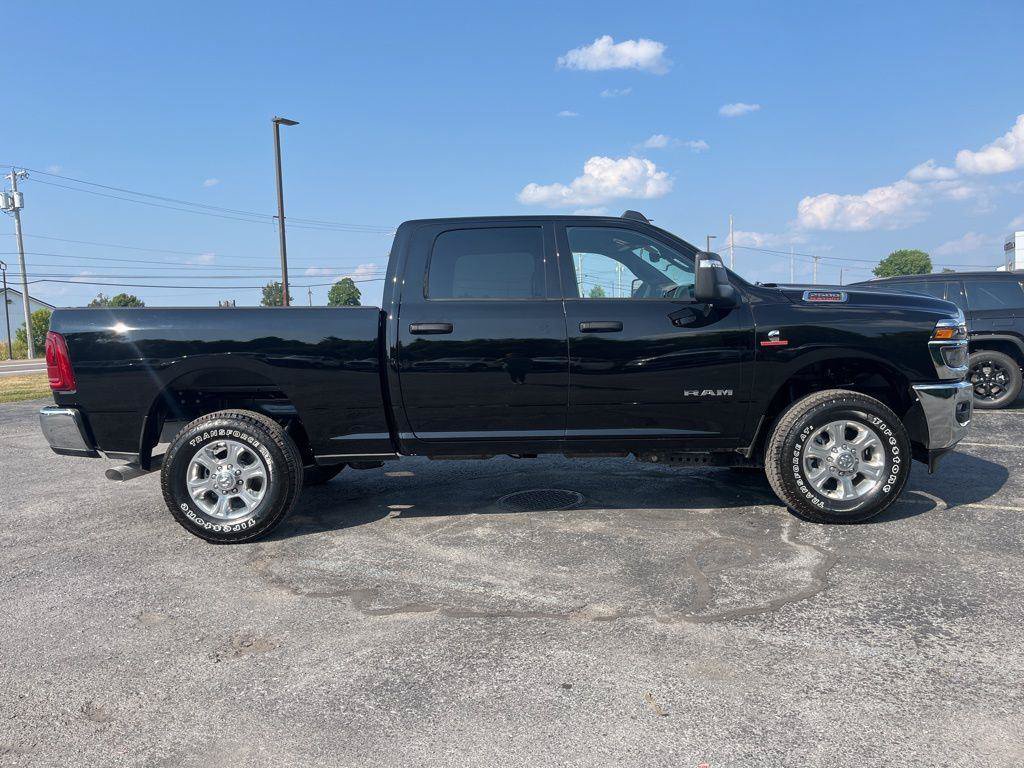 New 2025 RAM 2500 Big Horn AWD/4WD image 8