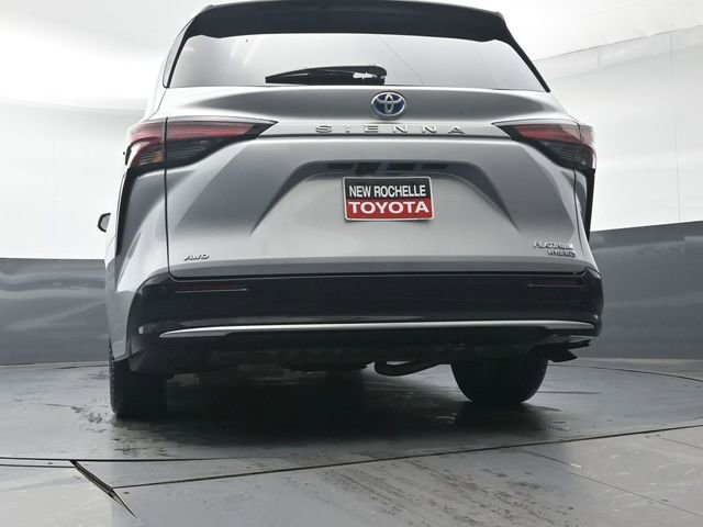 Certified 2023 Toyota Sienna Platinum image 41
