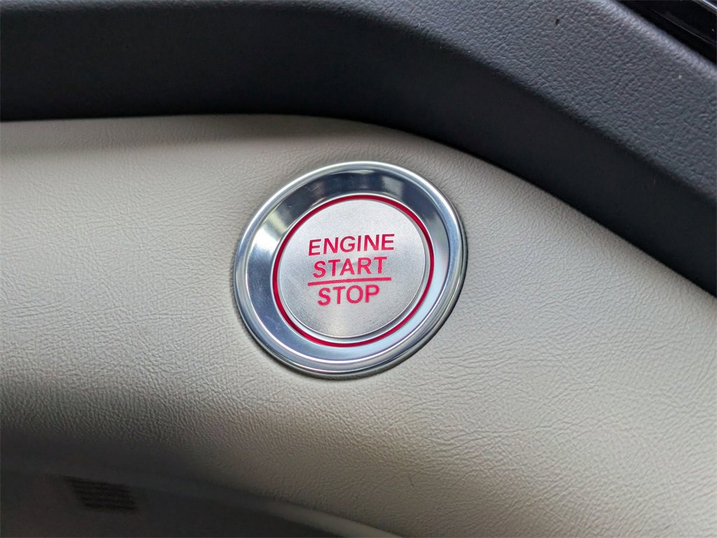 Certified 2025 Acura RDX w/ Technology Package image 29